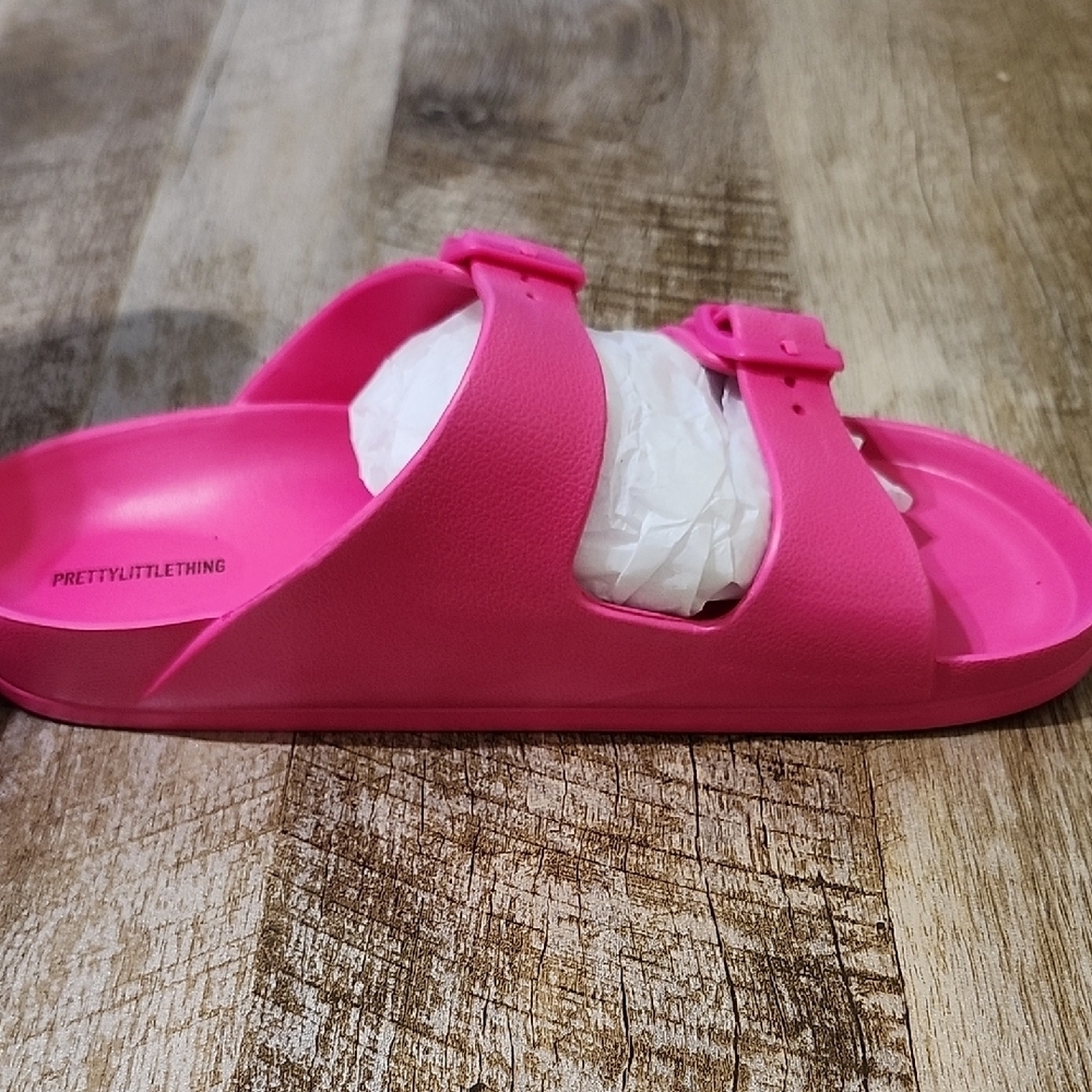 PrettyLittleThing Pink Slip-On Sandals - Picture 9 of 10